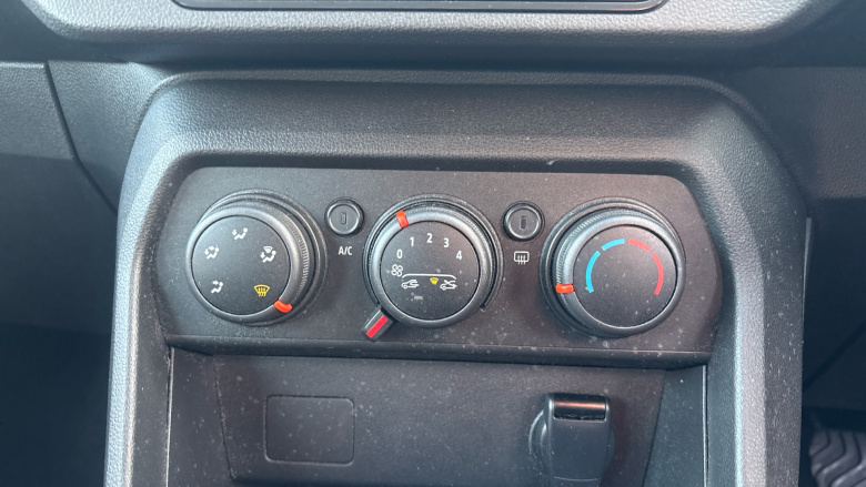 Dacia Sandero 1.0 Tce Essential 5dr Petrol Hatchback